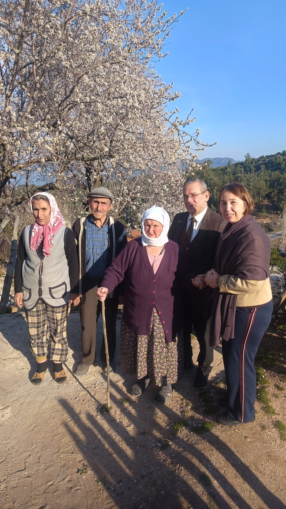 Menteşe Kaymakamı ve Vakıf Başkanımız Sayın Mehmet Eriş’ten, Şehit Ailemize Ramazan Ayında Anlamlı Ziyaret