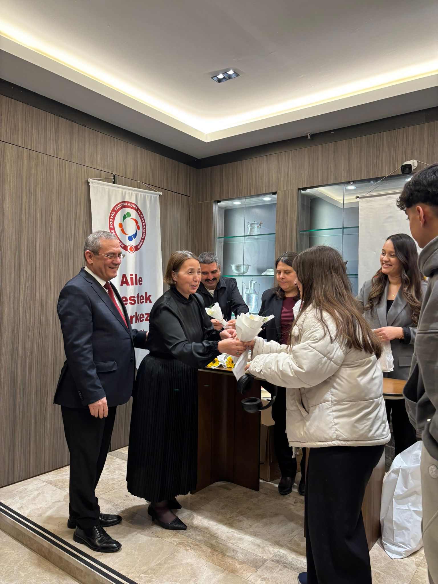 Menteşe Sosyal Yardımlaşma ve Dayanışma Vakfından Kadınlar Gününe Özel İftar: Sivil Toplum ve Kadınlar Gönül Sofrasında Buluştu